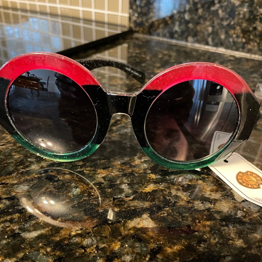 Fashion designer look shades
